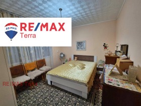 Продава Къща, с. Селановци