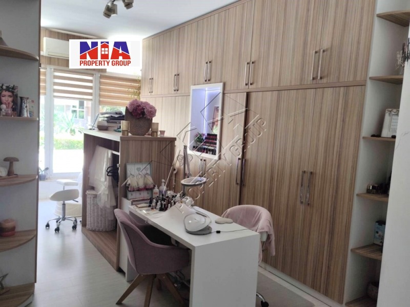 Продава МАГАЗИН, град Бургас, Зорница • 105000 € / 205362.15 лв. • 32389489 1 — Holmes.bg Продава МАГАЗИН, град Бургас, Зорница • 105000 € / 205362.15 лв. • 32389489 1