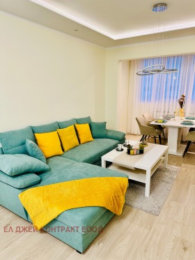 3-СТАЕН, 72 m2 - Holmes.bg 3-СТАЕН, 72 m2