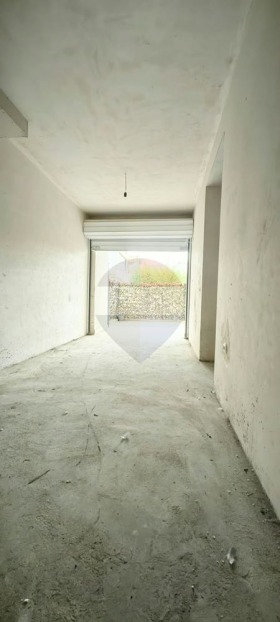 ГАРАЖ, ПАРКОМЯСТО, 42 m2 - Holmes.bg ГАРАЖ, ПАРКОМЯСТО, 42 m2