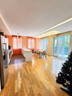 4-СТАЕН, 178 m2 - Holmes.bg 4-СТАЕН, 178 m2