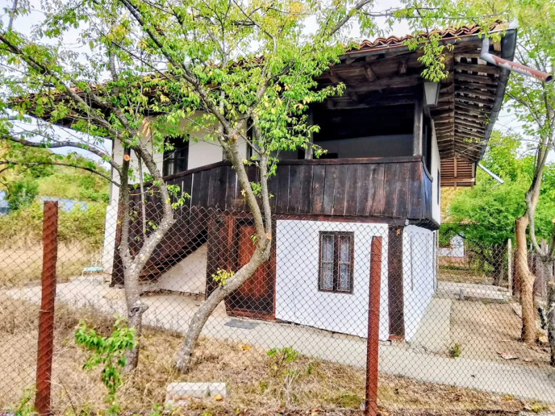 Продава КЪЩА, област Велико Търново, гр. Елена • 85500 € / 167223.46 лв. • 73083502 1 — Holmes.bg Продава КЪЩА, област Велико Търново, гр. Елена • 85500 € / 167223.46 лв. • 73083502 1