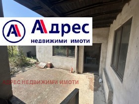 Продажба на имоти в с. Къпиново, област Велико Търново - изображение 10 