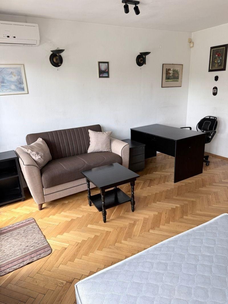 Под наем 1-СТАЕН, град София, Банишора • 460 € / 899.68 лв. • 20695148 1 — Holmes.bg Под наем 1-СТАЕН, град София, Банишора • 460 € / 899.68 лв. • 20695148 1