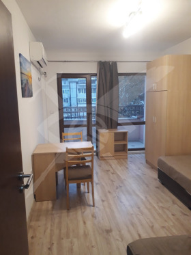 Обява Дава под наем 4-СТАЕН,град Варна, Окръжна болница-Генерали