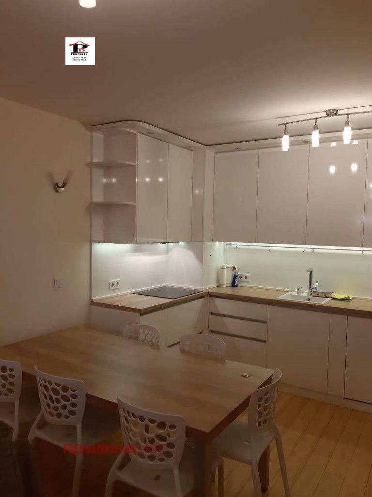 Под наем 3-СТАЕН, град София, Център • 750 € • 19835024 1 — Holmes.bg Под наем 3-СТАЕН, град София, Център • 750 € • 19835024 1