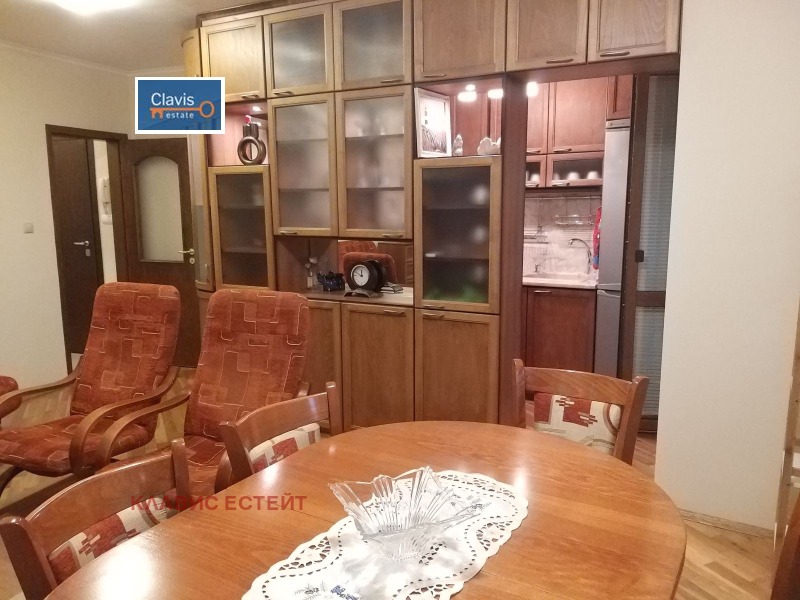 Под наем 2-СТАЕН, град Пловдив, Център • 420 € / 821.45 лв. • 56237462 1 — Holmes.bg Под наем 2-СТАЕН, град Пловдив, Център • 420 € / 821.45 лв. • 56237462 1