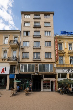 ЗАВЕДЕНИЕ, 80 m2 - Holmes.bg ЗАВЕДЕНИЕ, 80 m2