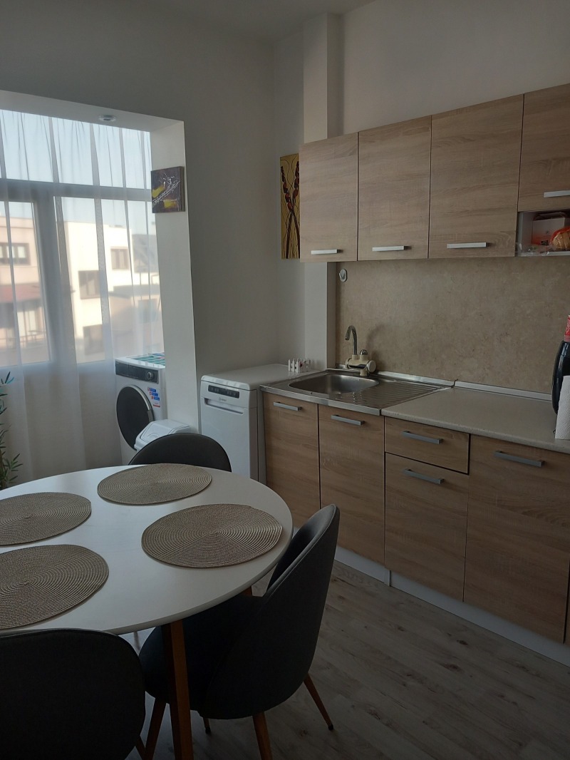 Дава под наем 2-стаен град Пловдив , Каменица 2 , 70 кв.м | 38323113 — Imoti.com Дава под наем 2-стаен град Пловдив , Каменица 2 , 70 кв.м | 38323113