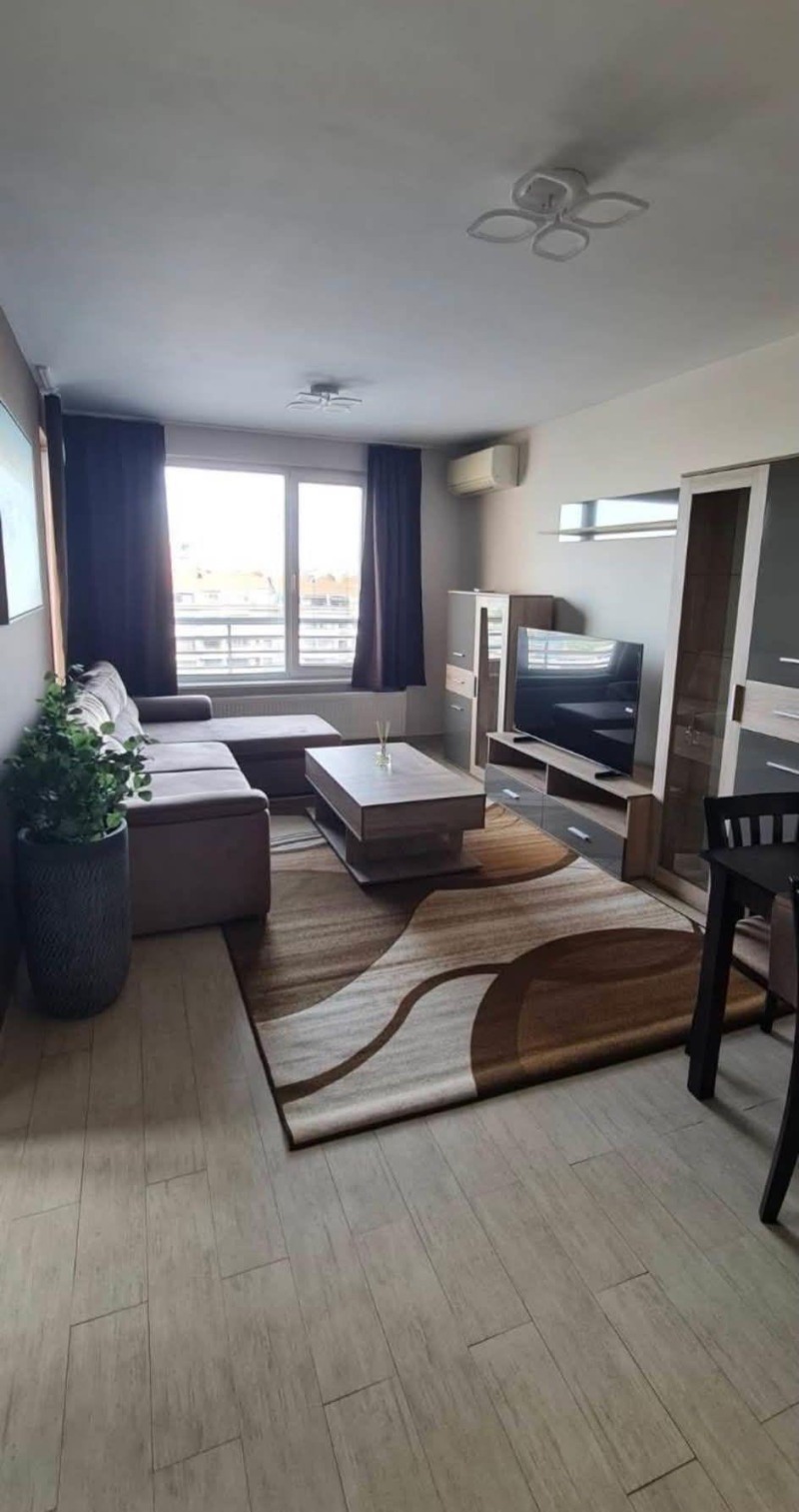 Под наем 2-СТАЕН, град София, Младост 4 • 650 € / 1271.29 лв. • 48765595 1 — Holmes.bg Под наем 2-СТАЕН, град София, Младост 4 • 650 € / 1271.29 лв. • 48765595 1