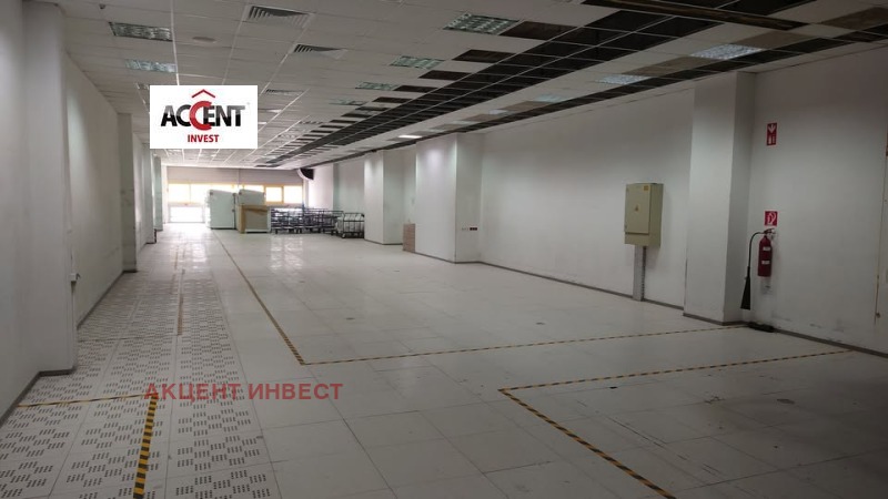 Под наем СКЛАД, град Варна, Западна промишлена зона • 1520 € / 2972.86 лв. • 89198844 1 — Holmes.bg Под наем СКЛАД, град Варна, Западна промишлена зона • 1520 € / 2972.86 лв. • 89198844 1