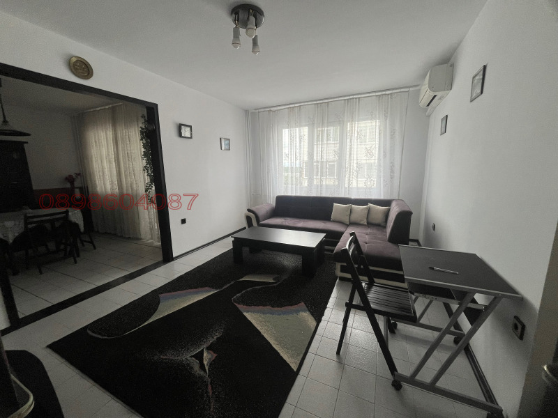 Под наем 3-СТАЕН, град Шумен, Болницата • 350 € • 23419866 1 — Holmes.bg Под наем 3-СТАЕН, град Шумен, Болницата • 350 € • 23419866 1