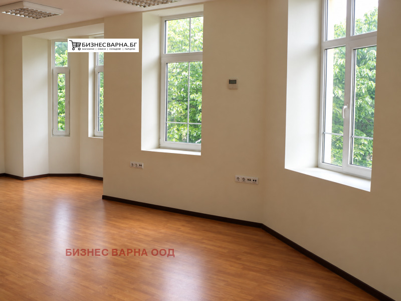 Под наем ОФИС, град Варна, Център • 3250 € • 74420146 1 — Holmes.bg Под наем ОФИС, град Варна, Център • 3250 € • 74420146 1