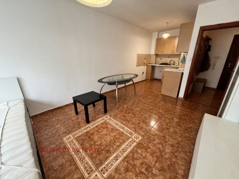 Под наем 2-СТАЕН, град София, Белите брези • 550 € • 10886846 1 — Holmes.bg Под наем 2-СТАЕН, град София, Белите брези • 550 € • 10886846 1