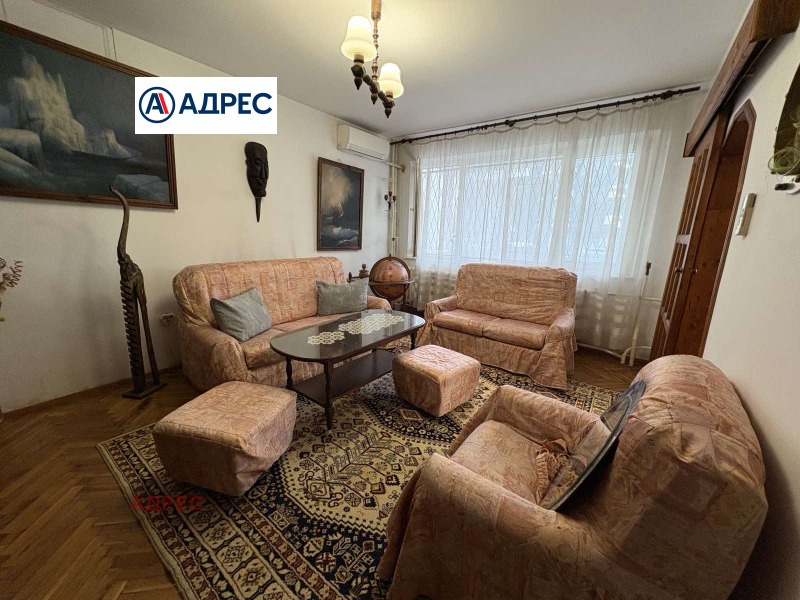 Под наем 3-СТАЕН, град Варна, Лятно кино Тракия • 410 € / 801.89 лв. • 73563077 1 — Holmes.bg Под наем 3-СТАЕН, град Варна, Лятно кино Тракия • 410 € / 801.89 лв. • 73563077 1