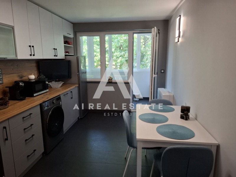 Под наем 3-СТАЕН, град Плевен, Широк център • 600 € • 38939027 1 — Holmes.bg Под наем 3-СТАЕН, град Плевен, Широк център • 600 € • 38939027 1