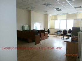 Офиси под наем в град София, 7-ми 11-ти километър - изображение 12 