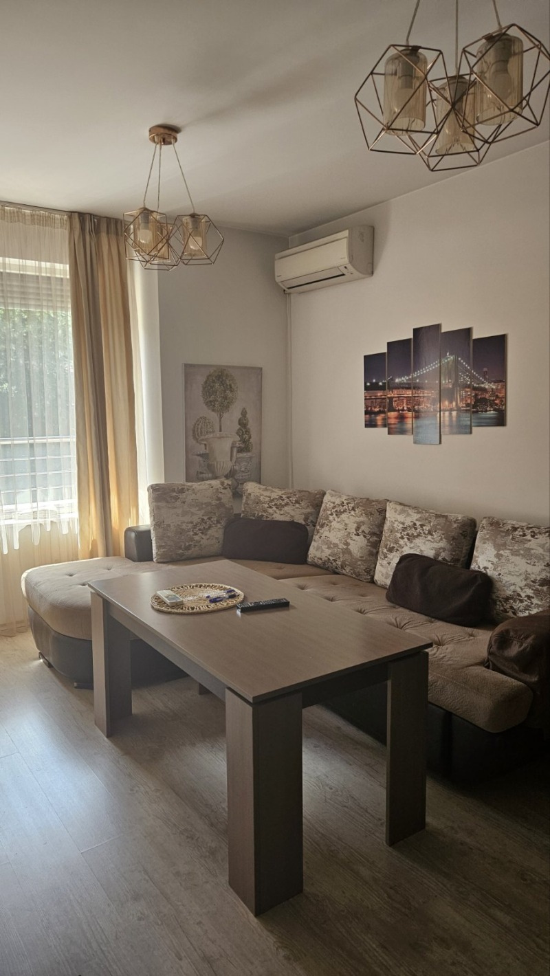 Под наем 2-СТАЕН, град Пловдив, Въстанически • 350 € / 684.54 лв. • 86339130 1 — Holmes.bg Под наем 2-СТАЕН, град Пловдив, Въстанически • 350 € / 684.54 лв. • 86339130 1