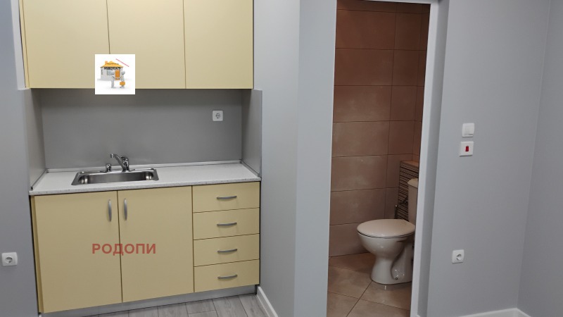 Под наем МАГАЗИН, град Пловдив, Мараша • 400 € / 782.33 лв. • 10837511 1 — Holmes.bg Под наем МАГАЗИН, град Пловдив, Мараша • 400 € / 782.33 лв. • 10837511 1