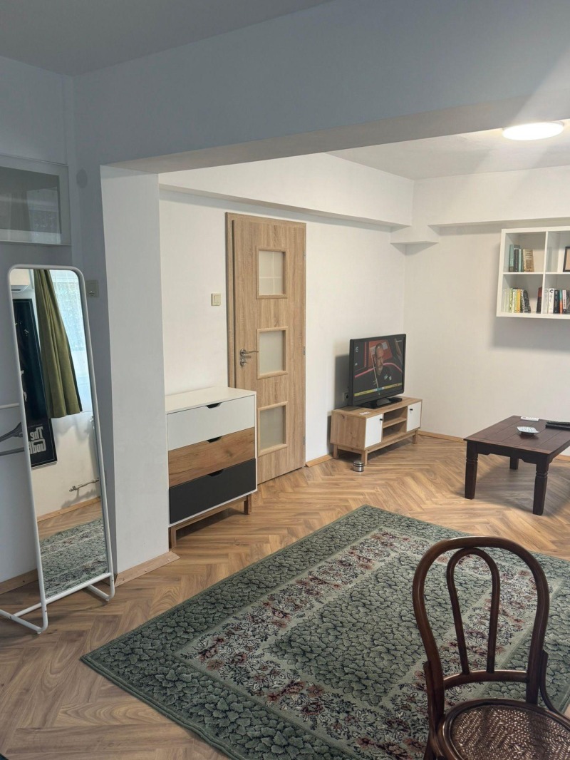 Под наем 2-СТАЕН, град София, Лозенец • 650 € / 1271.29 лв. • 93983636 1 — Holmes.bg Под наем 2-СТАЕН, град София, Лозенец • 650 € / 1271.29 лв. • 93983636 1