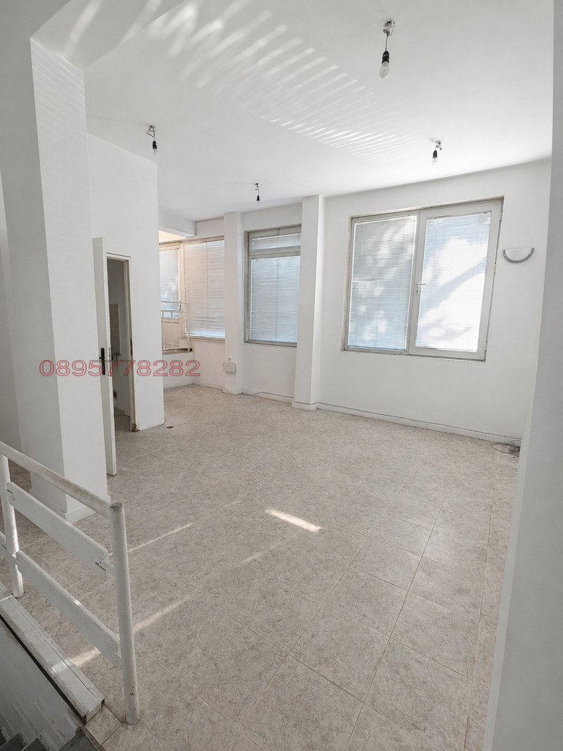 Под наем МАГАЗИН, град София, Левски • 380 € • 83889254 1 — Holmes.bg Под наем МАГАЗИН, град София, Левски • 380 € • 83889254 1