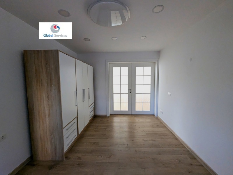 Под наем 3-СТАЕН, град София, Иван Вазов • 1000 € • 58946624 1 — Holmes.bg Под наем 3-СТАЕН, град София, Иван Вазов • 1000 € • 58946624 1