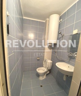 Обява Дава под наем 3-СТАЕН,град Варна, Колхозен пазар>