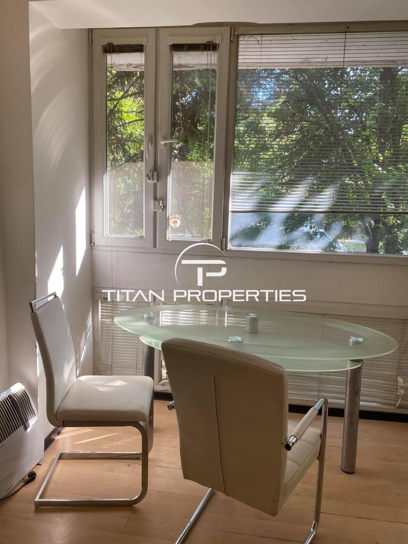 Под наем 1-СТАЕН, град София, Иван Вазов • 353 € / 690.41 лв. • 95263175 1 — Holmes.bg Под наем 1-СТАЕН, град София, Иван Вазов • 353 € / 690.41 лв. • 95263175 1