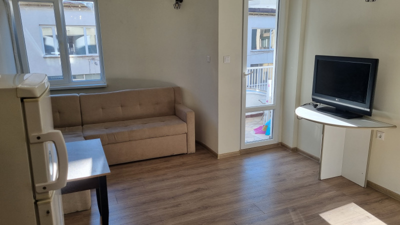 Под наем 2-СТАЕН, град София, Банишора • 470 € / 919.24 лв. • 83958166 1 — Holmes.bg Под наем 2-СТАЕН, град София, Банишора • 470 € / 919.24 лв. • 83958166 1