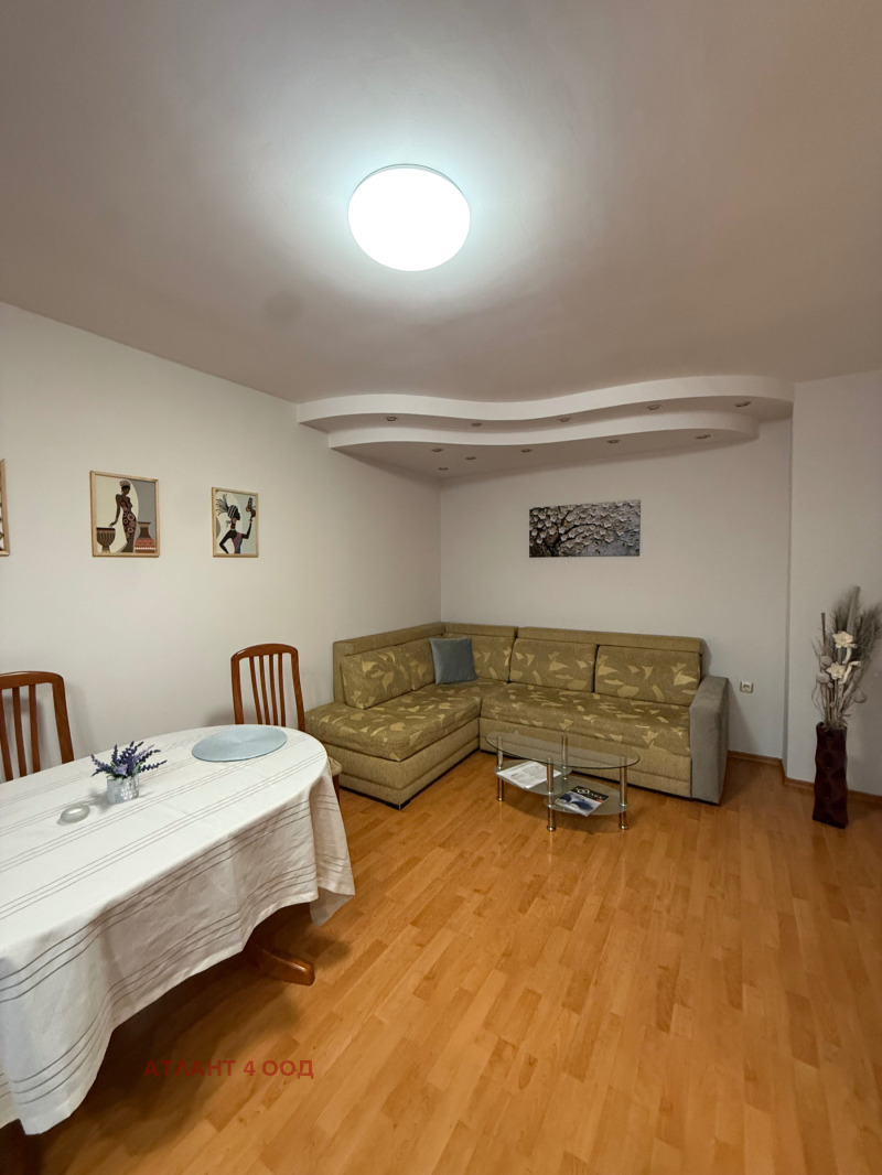 Под наем 3-СТАЕН, област Стара Загора, гр. Казанлък • 400 € • 59838111 1 — Holmes.bg Под наем 3-СТАЕН, област Стара Загора, гр. Казанлък • 400 € • 59838111 1
