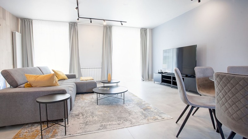 Под наем КЪЩА, град София, Малинова долина • 3950 € • 83722771 1 — Holmes.bg Под наем КЪЩА, град София, Малинова долина • 3950 € • 83722771 1