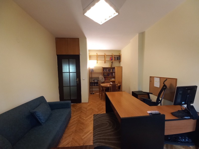 Под наем 1-СТАЕН, град София, Център • 530 € • 67102195 1 — Holmes.bg Под наем 1-СТАЕН, град София, Център • 530 € • 67102195 1