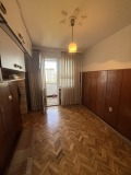 Под наем 3-СТАЕН, град Плевен, Широк център • 350 € / 684.54 лв. • 47814553 7 — Holmes.bg Под наем 3-СТАЕН, град Плевен, Широк център • 350 € / 684.54 лв. • 47814553 7
