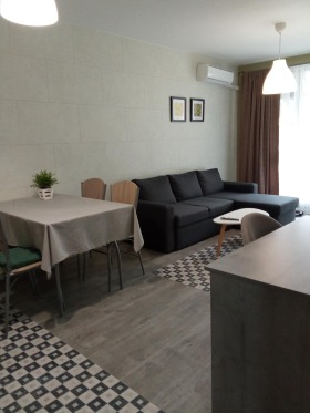 Обява Дава под наем 2-СТАЕН,град Пловдив, Съдийски