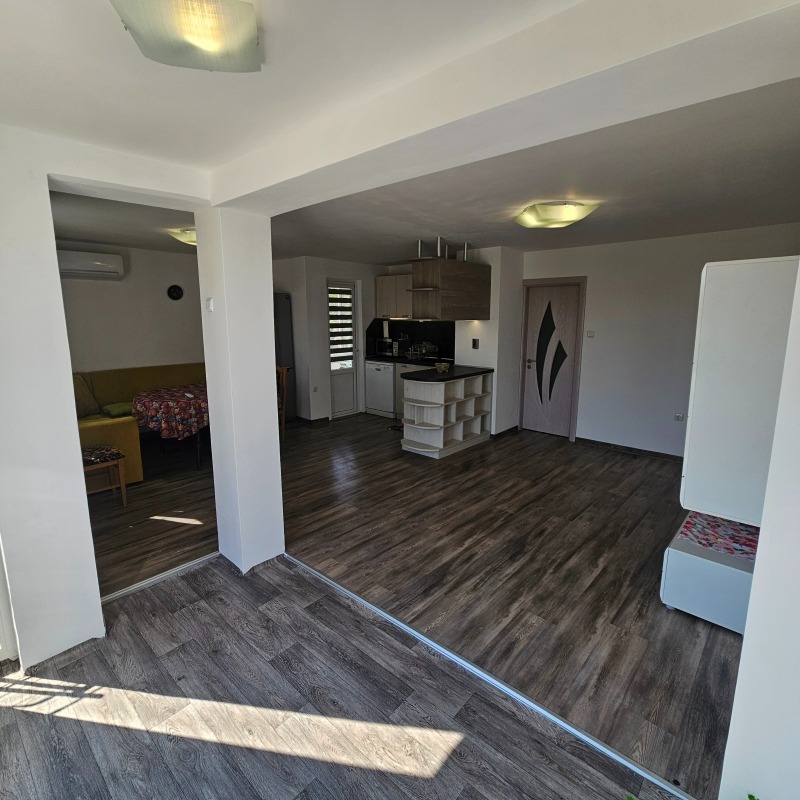 Под наем 2-СТАЕН, град Варна, м-т Евксиноград • 540 € • 40810680 1 — Holmes.bg Под наем 2-СТАЕН, град Варна, м-т Евксиноград • 540 € • 40810680 1