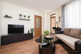 3-СТАЕН, 70 m2 - Holmes.bg 3-СТАЕН, 70 m2