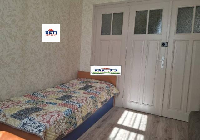 Под наем СТАЯ, град София, Център • 450 лв. / 230.08 € • 54632691 1 — Holmes.bg Под наем СТАЯ, град София, Център • 450 лв. / 230.08 € • 54632691 1