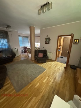 3-СТАЕН, 150 m2 - Holmes.bg 3-СТАЕН, 150 m2