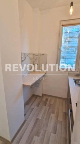 Обява Дава под наем 3-СТАЕН,град Варна, Аспарухово>