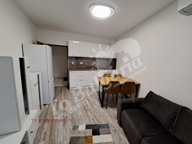 Под наем 2-СТАЕН, град Велико Търново, Колю Фичето • 300 € / 586.75 лв. • 15419179 1 — Holmes.bg Под наем 2-СТАЕН, град Велико Търново, Колю Фичето • 300 € / 586.75 лв. • 15419179 1