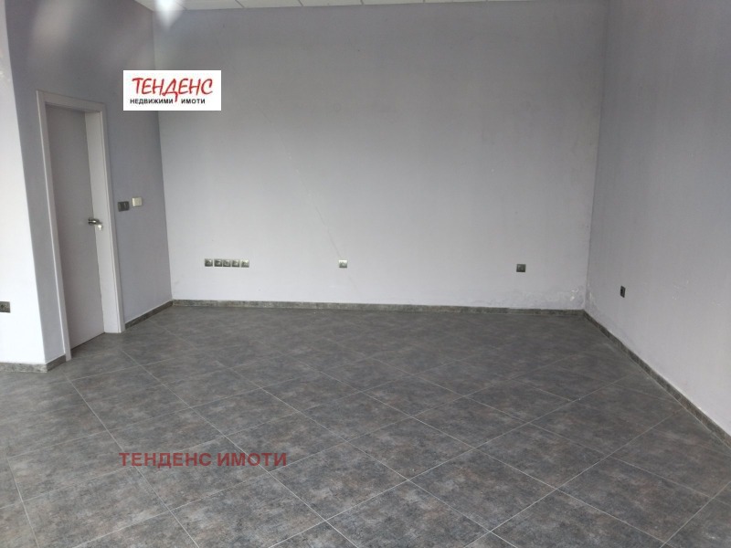Под наем МАГАЗИН, град Кърджали, Център • 250 € • 75261884 1 — Holmes.bg Под наем МАГАЗИН, град Кърджали, Център • 250 € • 75261884 1