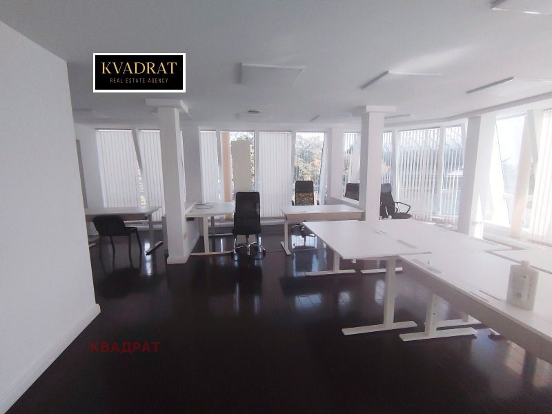 Под наем ОФИС, град Варна, Център • 3090 € • 95033896 1 — Holmes.bg Под наем ОФИС, град Варна, Център • 3090 € • 95033896 1