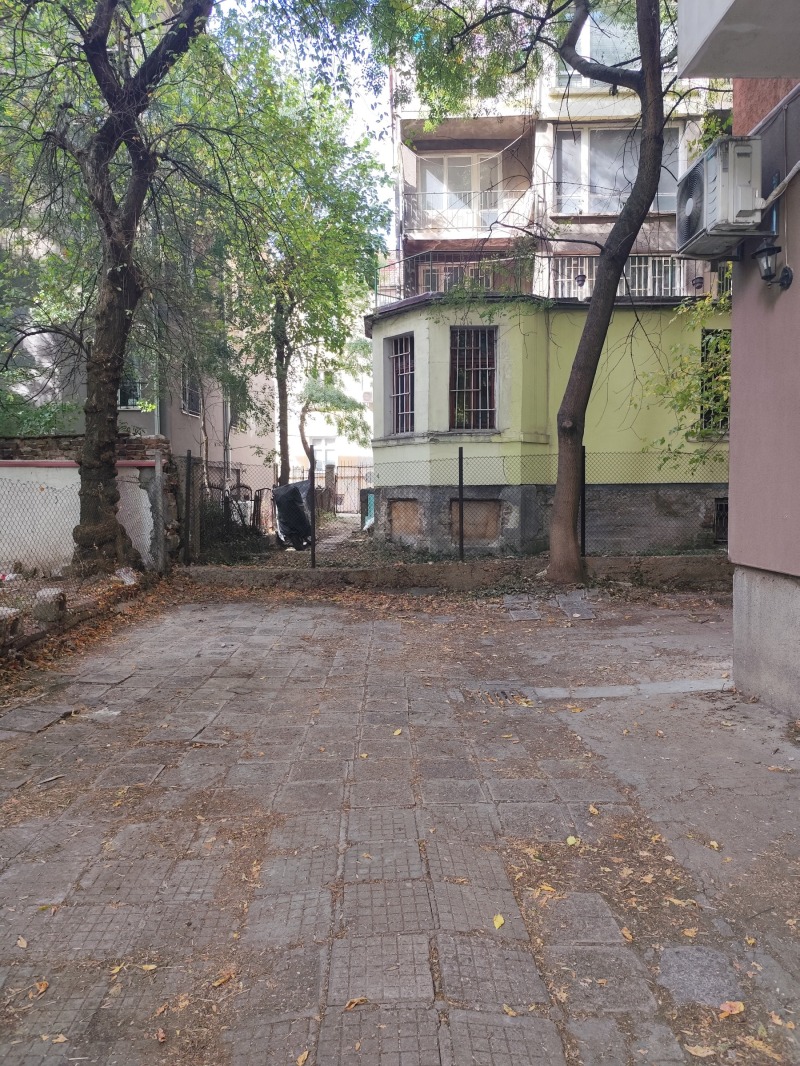 Под наем ГАРАЖ, ПАРКОМЯСТО, град София, Център • 120 € • 47915511 1 — Holmes.bg Под наем ГАРАЖ, ПАРКОМЯСТО, град София, Център • 120 € • 47915511 1