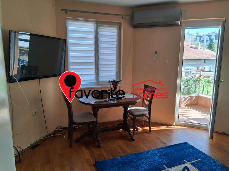 Под наем 2-СТАЕН, град Шумен, Център • 700 лв. / 357.90 € • 88204121 1 — Holmes.bg Под наем 2-СТАЕН, град Шумен, Център • 700 лв. / 357.90 € • 88204121 1