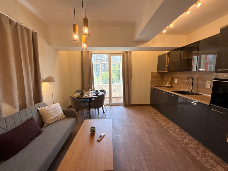 Под наем 3-СТАЕН, град Пловдив, Център • 700 € • 18703938 1 — Holmes.bg Под наем 3-СТАЕН, град Пловдив, Център • 700 € • 18703938 1