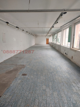 ПРОМ. ПОМЕЩЕНИЕ, 370 m2 - Holmes.bg ПРОМ. ПОМЕЩЕНИЕ, 370 m2