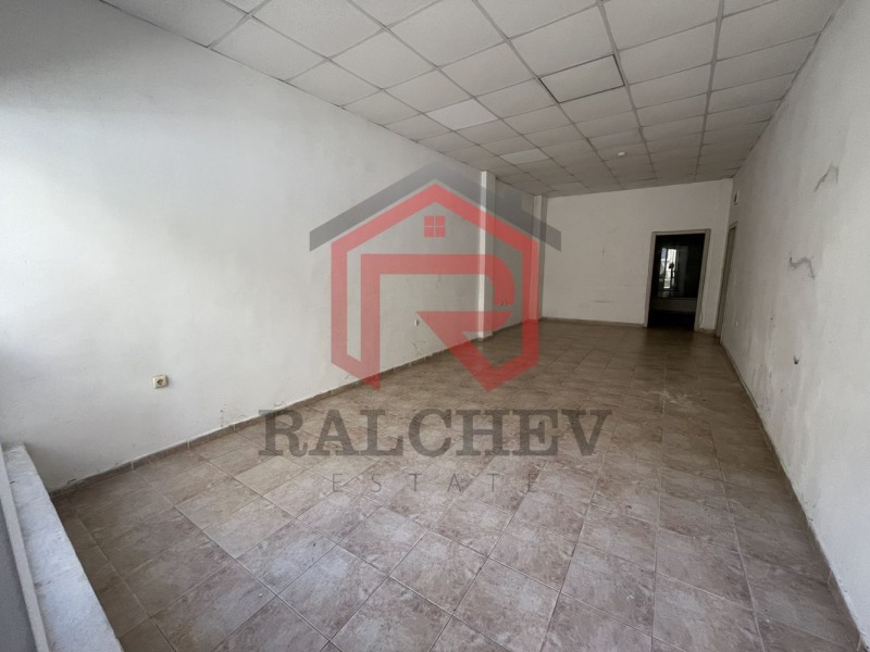 Под наем МАГАЗИН, град Варна, Възраждане 1 • 550 € • 30766826 1 — Holmes.bg Под наем МАГАЗИН, град Варна, Възраждане 1 • 550 € • 30766826 1