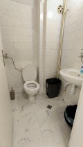 Под наем МАГАЗИН, град Русе, Център • 150 € • 95625750 5 — Holmes.bg Под наем МАГАЗИН, град Русе, Център • 150 € • 95625750 5