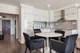 Обява Дава под наем 3-СТАЕН,град Варна, Бриз>