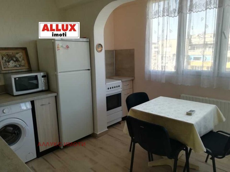 Под наем 2-СТАЕН, град Русе, Възраждане • 500 лв. / 255.65 € • 79850755 1 — Holmes.bg Под наем 2-СТАЕН, град Русе, Възраждане • 500 лв. / 255.65 € • 79850755 1